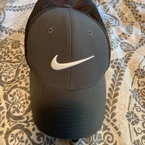 Nike Golf Hat